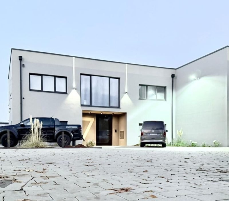 WhatsApp Image 2025-10-31 at 18.55.45